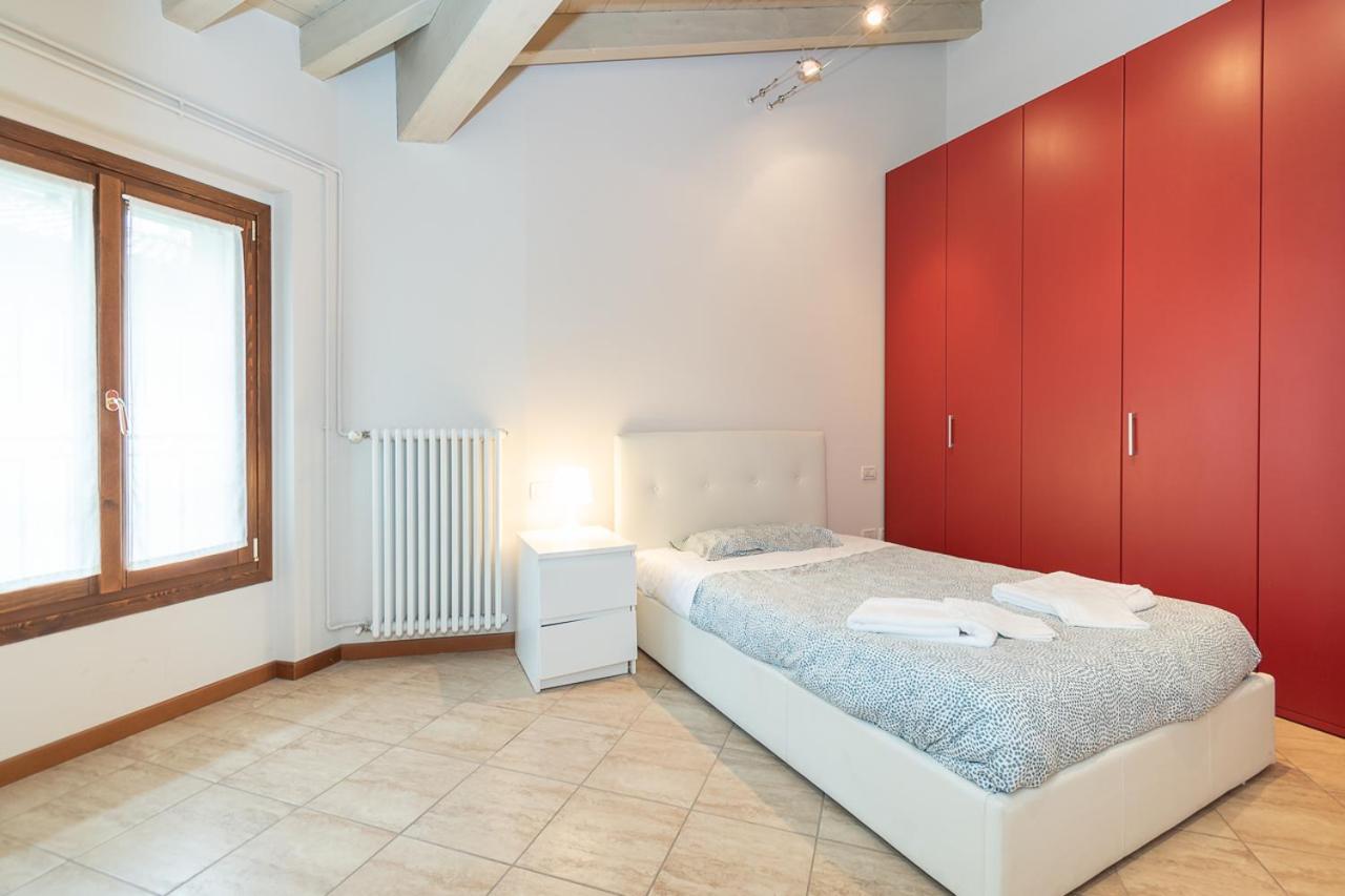 Trilocale Rua Sovera 85 - F&L Aparment Brescia megye Kültér fotó