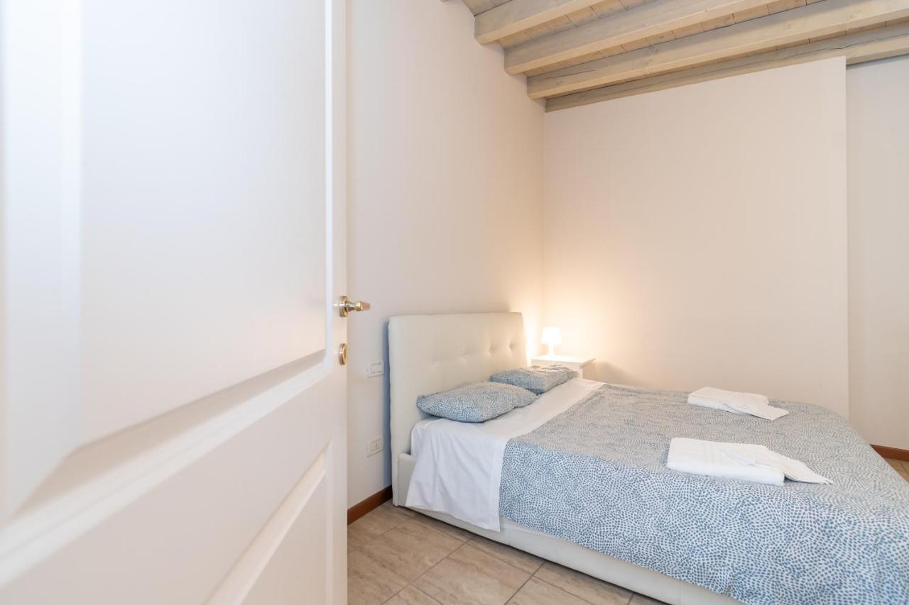 Trilocale Rua Sovera 85 - F&L Aparment Brescia megye Kültér fotó