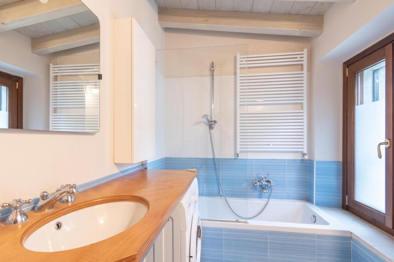 Trilocale Rua Sovera 85 - F&L Aparment Brescia megye Kültér fotó